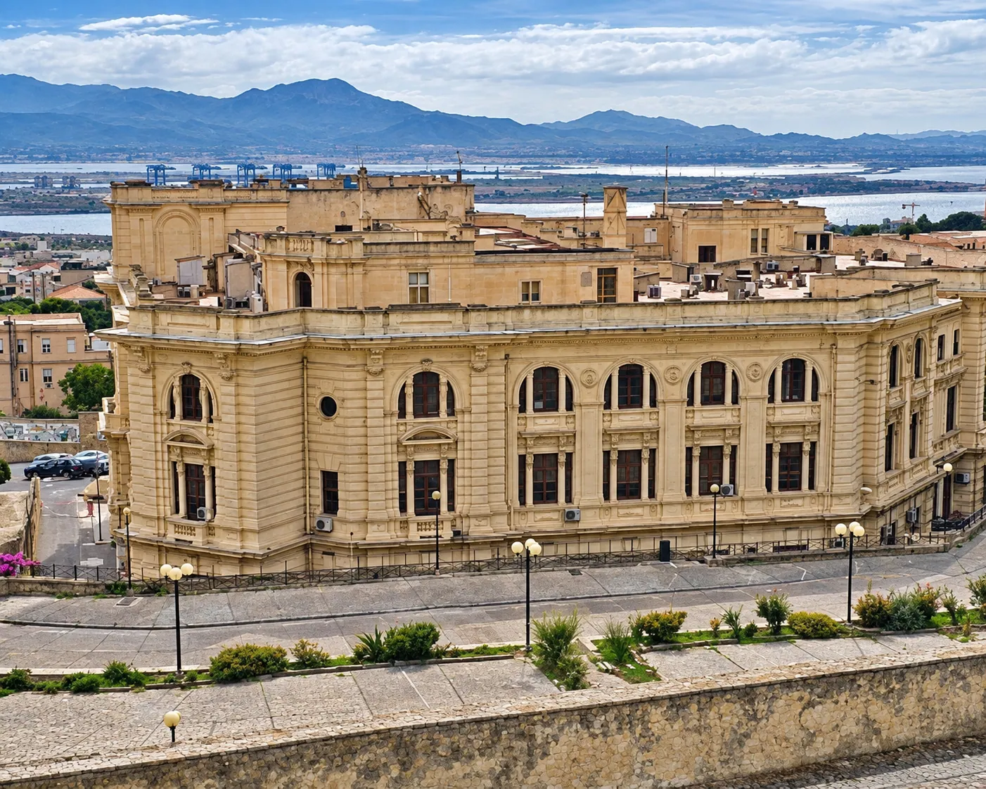Università degli Studi di Cagliari